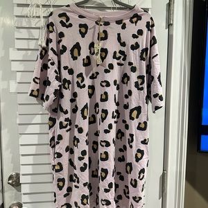 BNWT Leopard tshirt dress